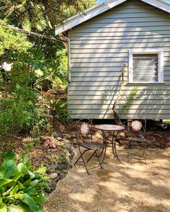 Harrys House Warburton - Peaceful Riverside Cottage In The Perfect Location 外观 照片