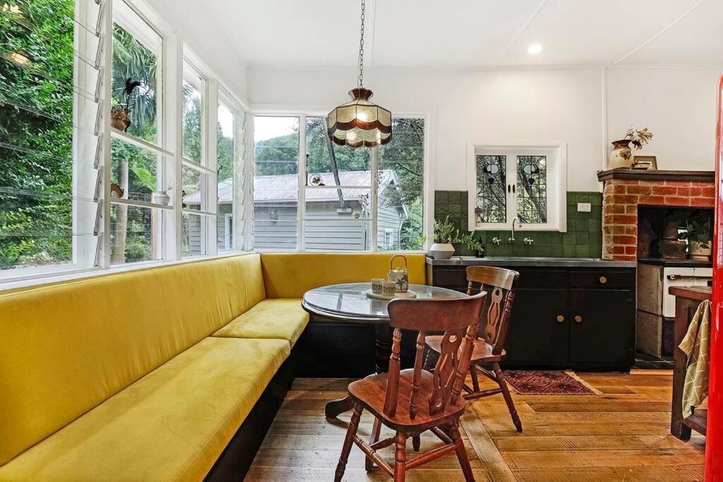 Harrys House Warburton - Peaceful Riverside Cottage In The Perfect Location 外观 照片
