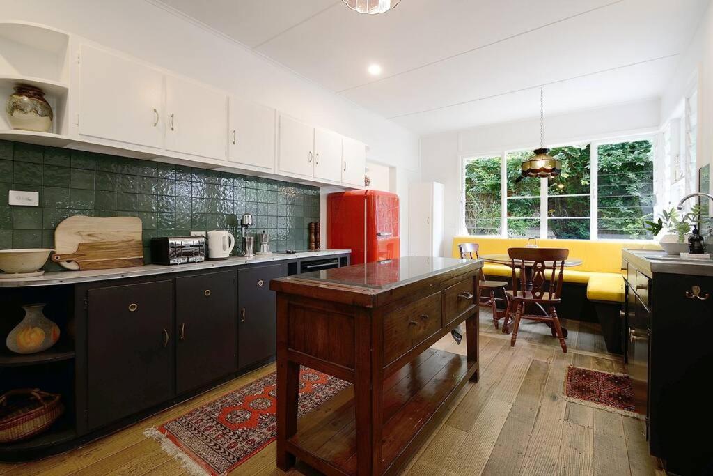 Harrys House Warburton - Peaceful Riverside Cottage In The Perfect Location 外观 照片