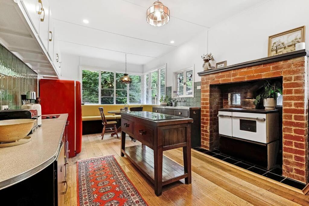 Harrys House Warburton - Peaceful Riverside Cottage In The Perfect Location 外观 照片